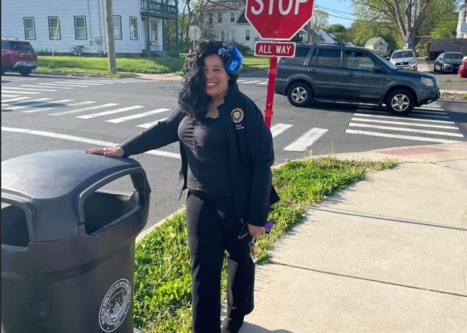 Ald. Candyce Scott Organizing Neighborhood “Fun Cleaning Day”